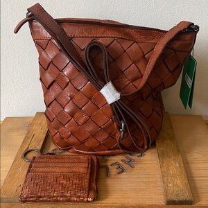 NWT VILENCA HOLLAND WEAVED LEATHER  CROSSBODY BAG and WALLET style164-190 cognac